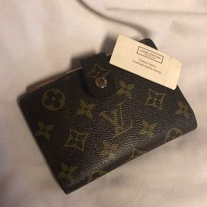 ❌COME GET IT❌Louis Vuitton Wallet